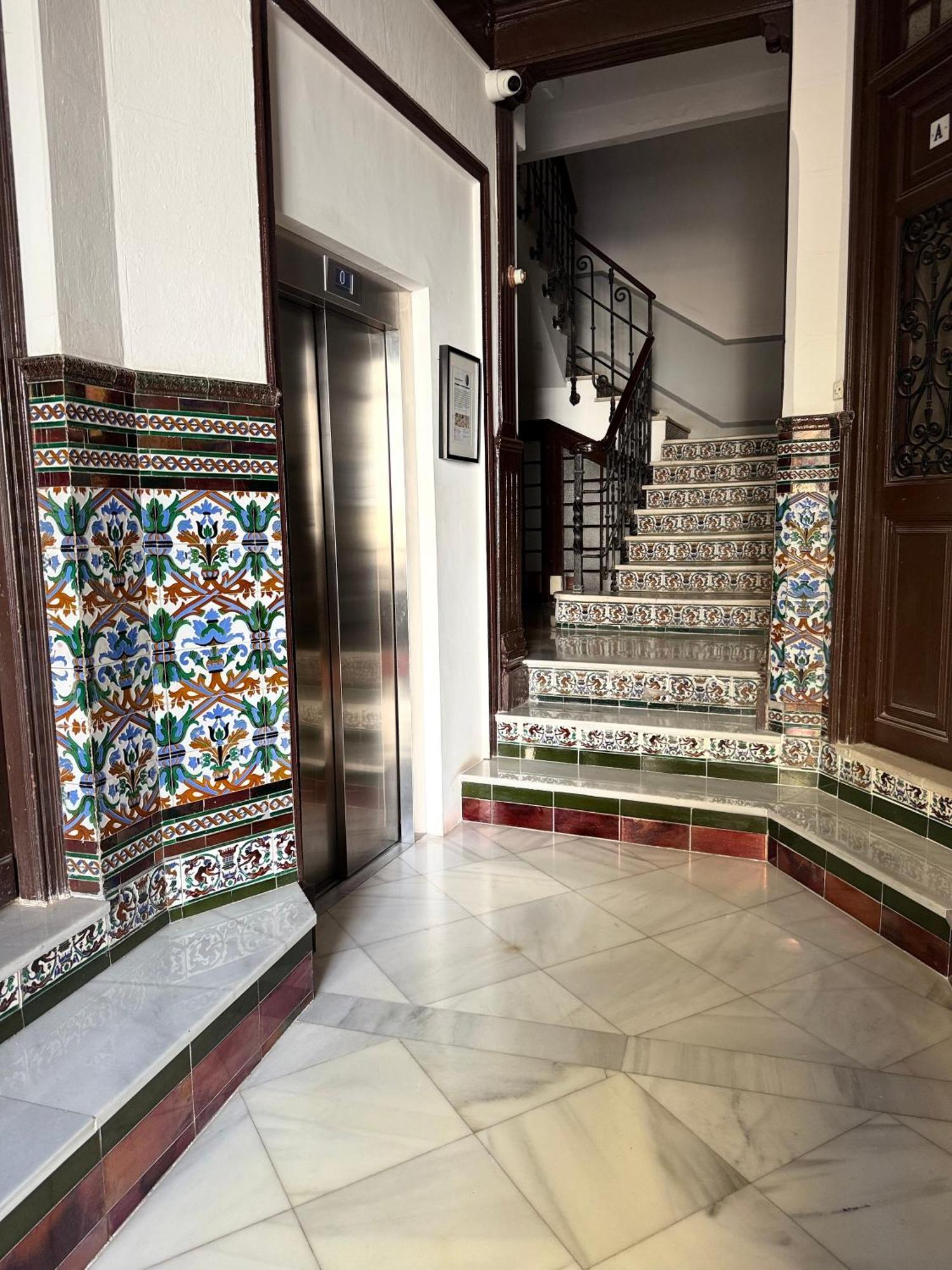 Habitaciones Corazon Centro Historico Málaga Esterno foto